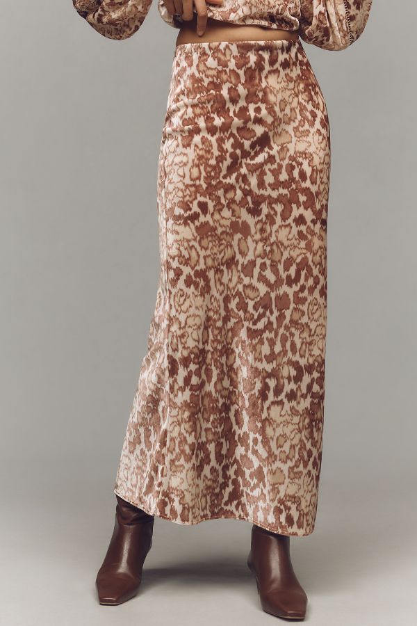 Vista de diapositivas: 2: The Tilda Maxi Slip Skirt: Velvet Edition