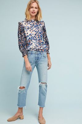 crop top with short jeans