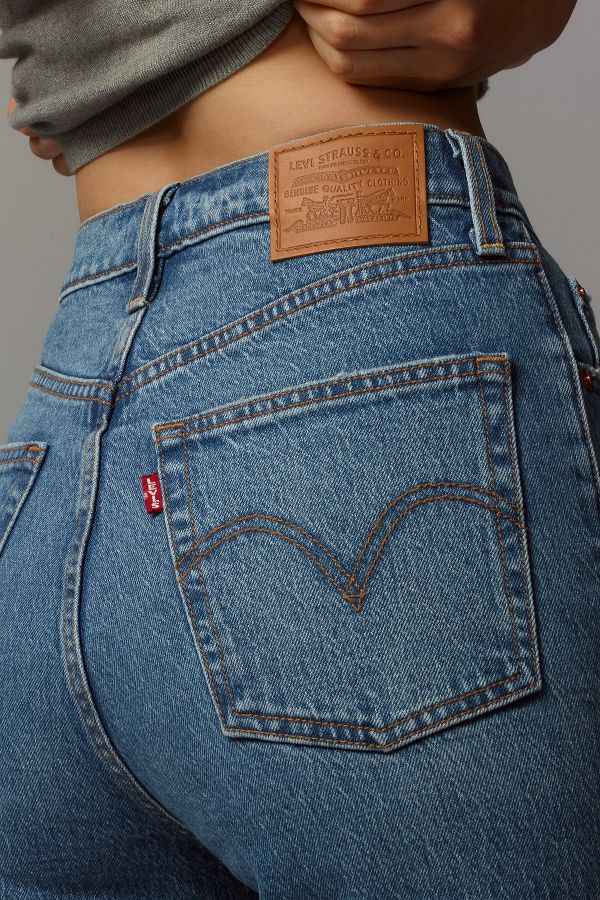 Slide View: 4: Levi's Ribcage High-Rise Straight-Leg Jeans