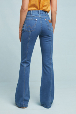 wrangler modern women's heritage seamed light flare jeans