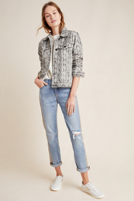 boyfriend jeans with side stripe