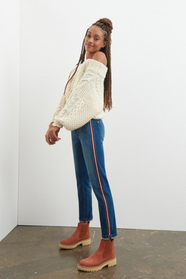 boyfriend jeans with side stripe