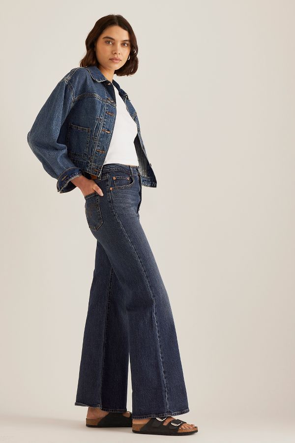 Vista diapositiva: 3: Jeans a Campana Levi's Ribcage