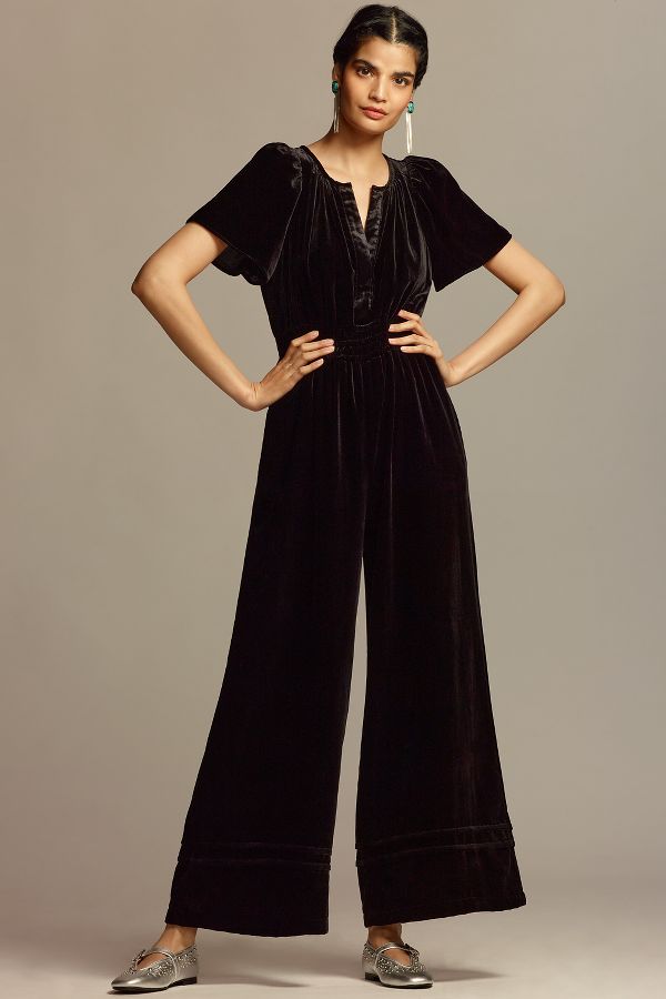 Slide View: 1: Der Somerset Jumpsuit: Samt Edition