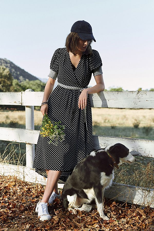 Slide View: 1: Breanna Polka Dot Midi Dress