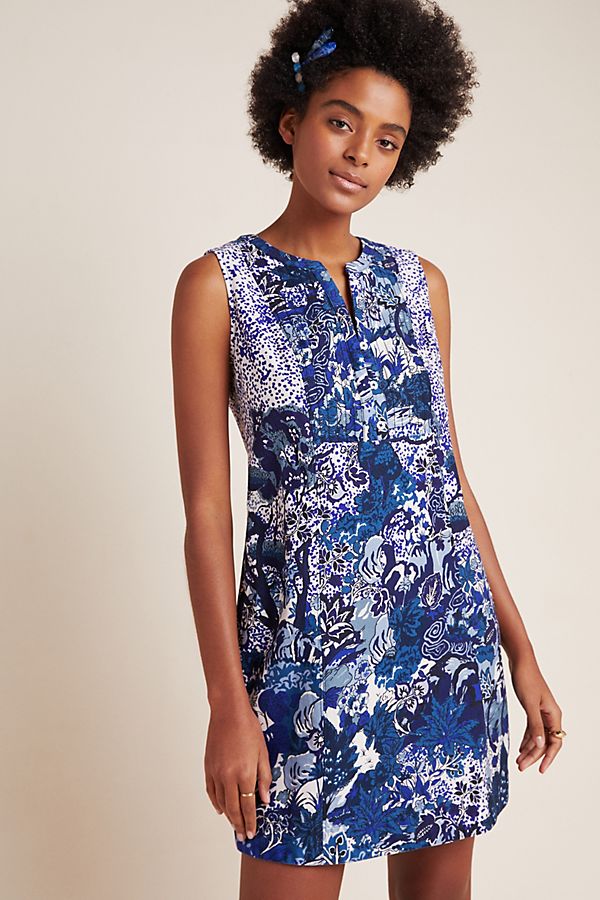 Slide View: 1: Savannah Shift Dress