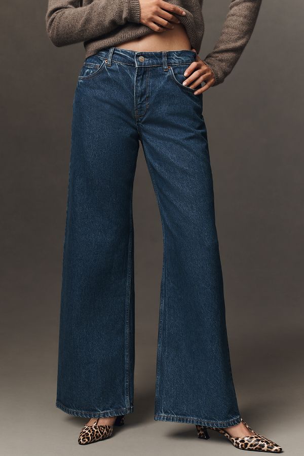 Slide View: 2: Reformation Cary Low-Rise Slouchy Wide-Leg Jeans