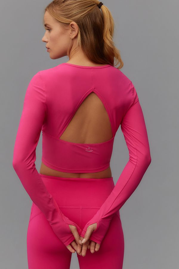 Slide View: 2: Beyond Yoga Lite Cardio Long-Sleeve Crop Top