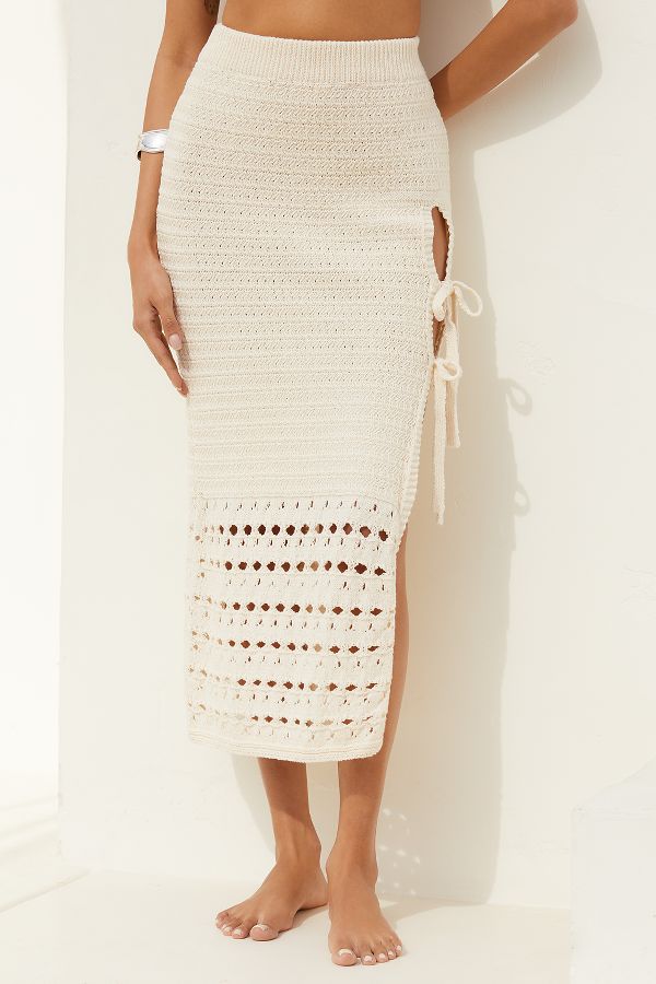 Slide View: 3: Celandine Knit Side-Slit Midi Skirt