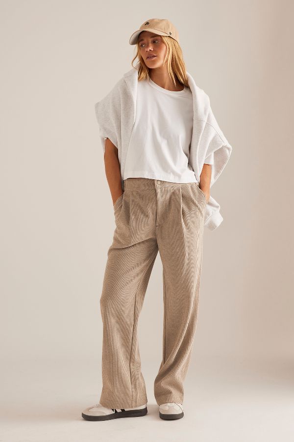 Vista diapositiva: 1: Varley Berdeen Cord Straight-Leg Trousers