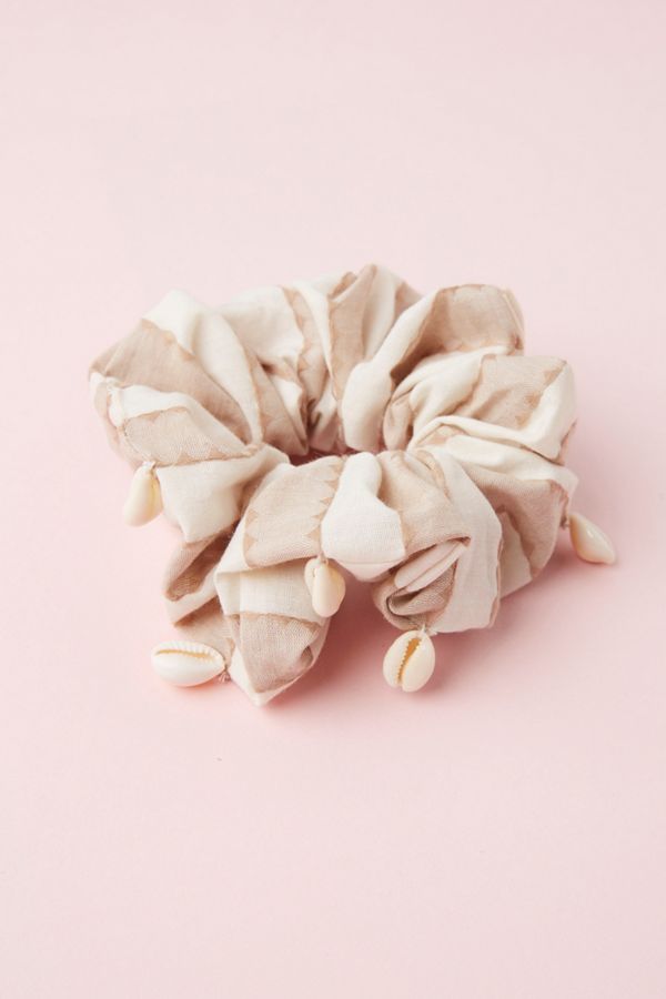 Shell Scrunchie | Anthropologie UK