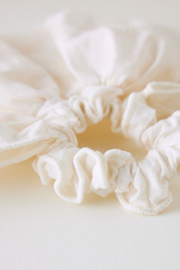 Slide View: 3: Broderie Fan Hair Scrunchie