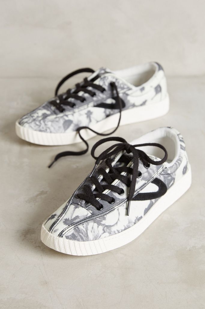 anthropologie tretorn