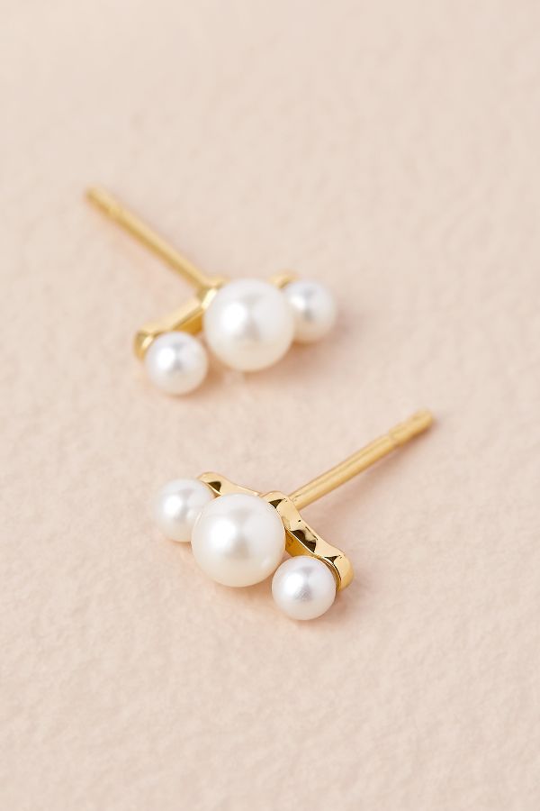 Astrid & Miyu Pearl-Tapered Stud Earrings | Anthropologie UK