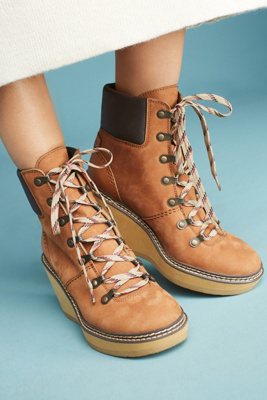 wedge hiking boots
