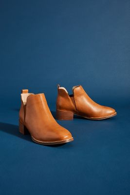 seychelles chelsea boots