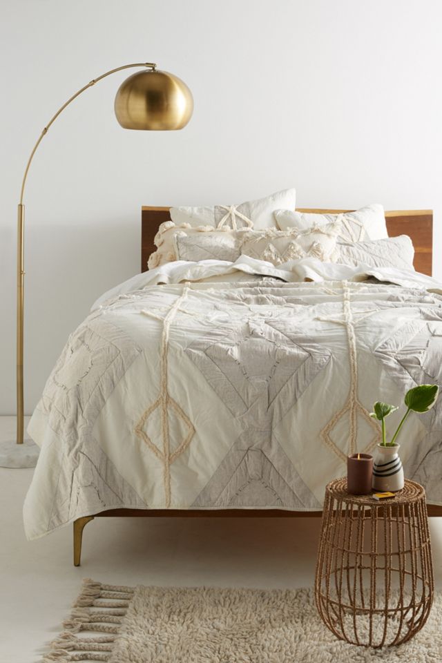Tufted Banksia Quilt Anthropologie