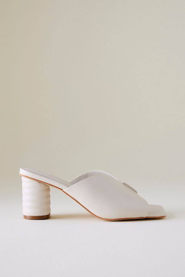 Vista diapositiva: 1: Intentionally Blank Kamika Heels