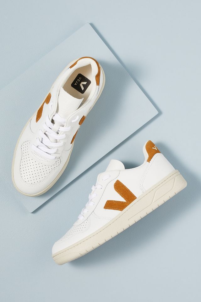 Veja Camel V-10 Low-Top Trainers | Anthropologie UK