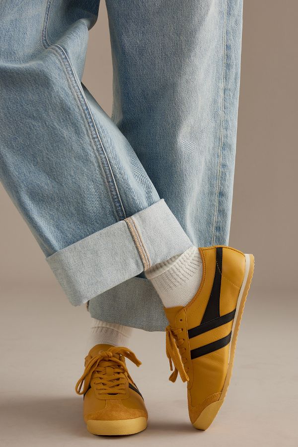 Slide View: 1: Gola Race Leather Trainers