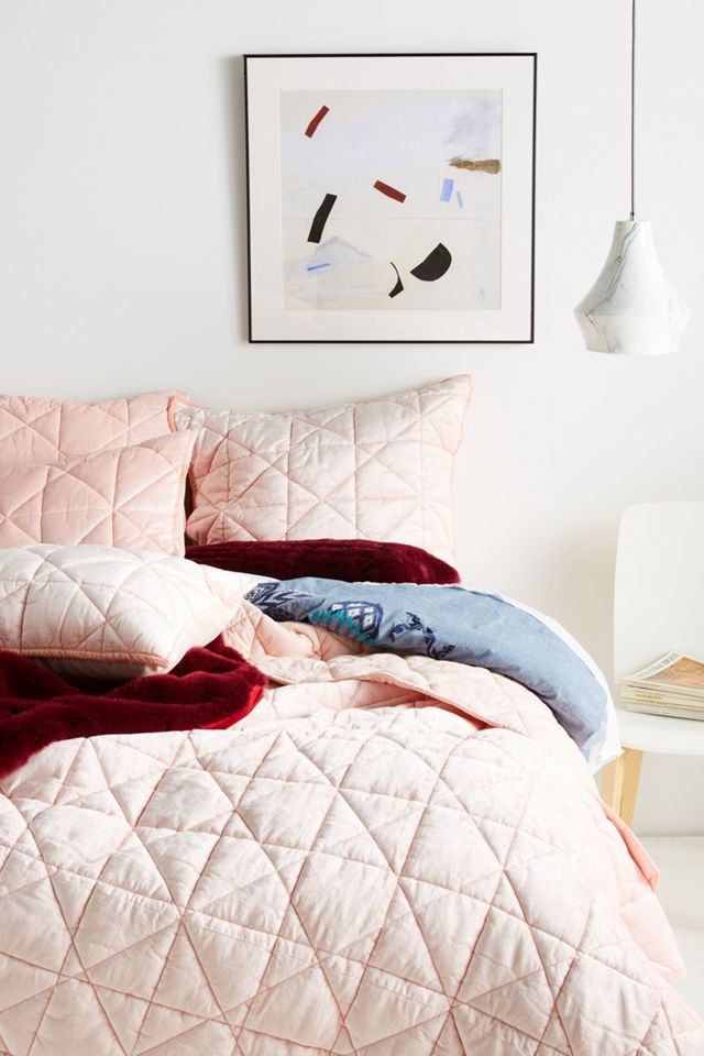 Luxe Velvet Quilt Anthropologie