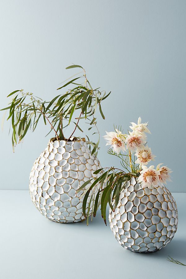 Slide View: 1: Honeycomb Vase