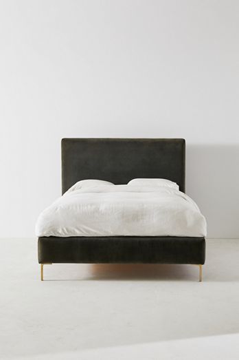 Edlyn Bed