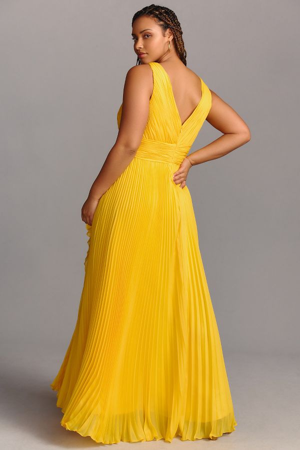 Slide View: 3: Mac Duggal Plus Chiffon Pleated V-Neck Ruffle Gown