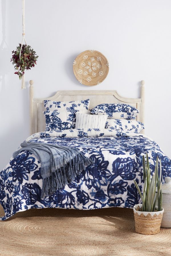 Varela Quilt Anthropologie