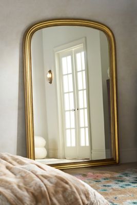 The Gleaming Louie Beaded Arched Mirror