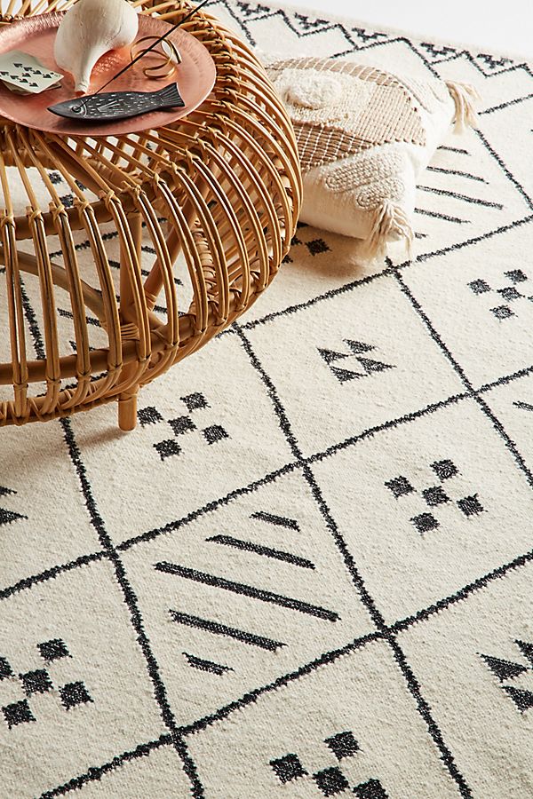 Slide View: 2: Flatwoven Maylan Rug