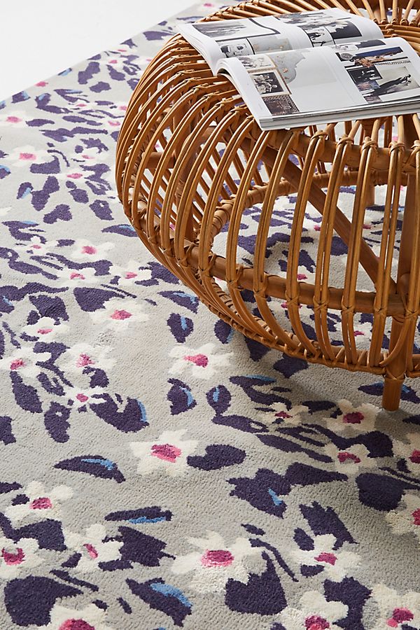 Slide View: 2: Tufted Maisy Rug