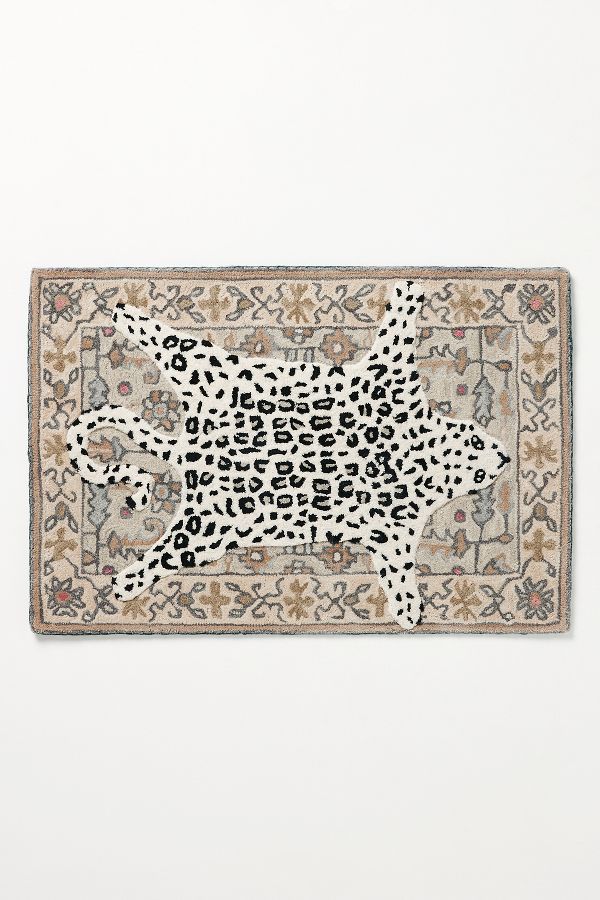 Slide View: 4: Octavia Leopard Rug