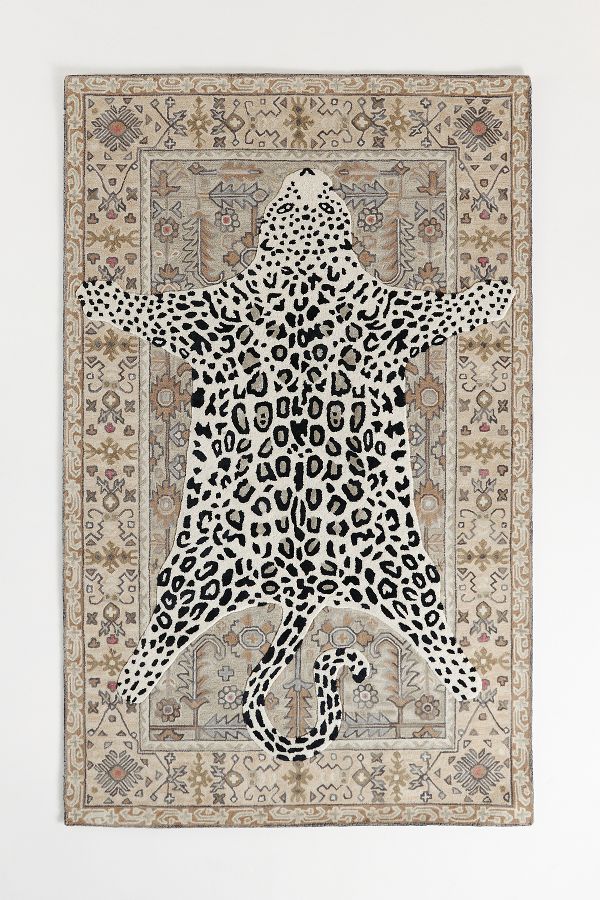 Slide View: 1: Octavia Leopard Rug