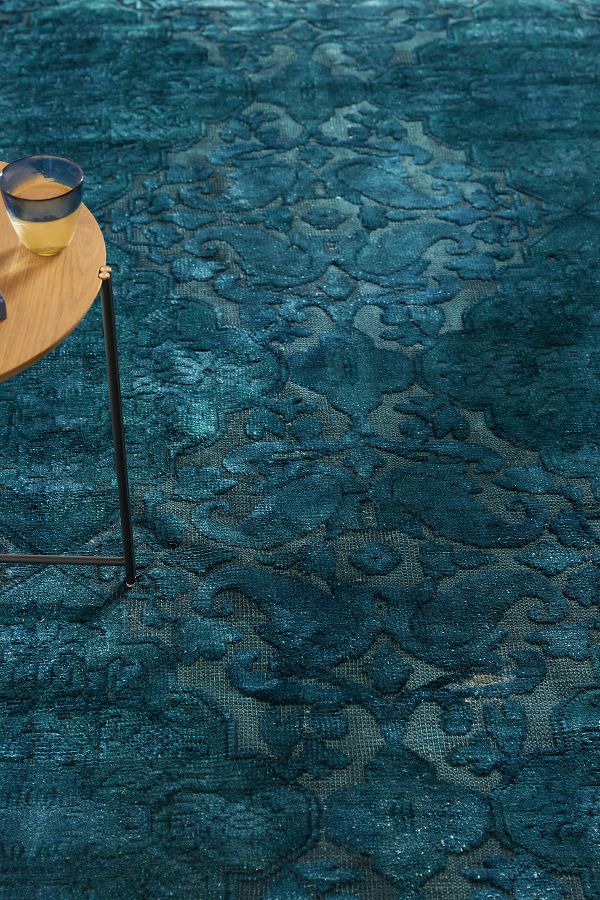 Slide View: 2: Hand-Knotted Amore Rug