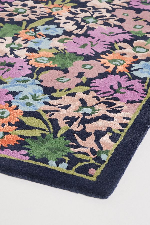 Slide View: 2: Cornelia Tufted Wool Rug