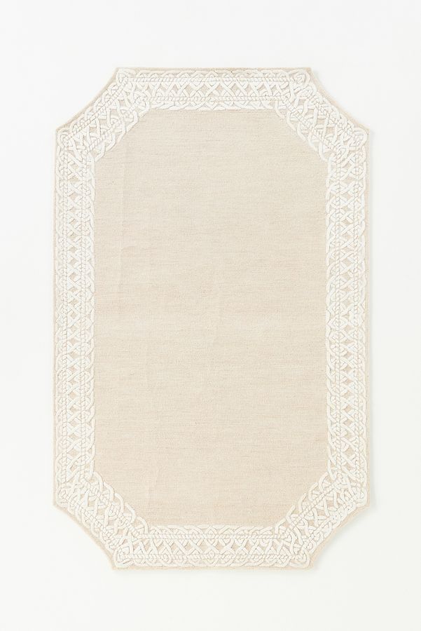 Slide View: 1: Avondale Hand-Tufted Wool-Viscose Blend Shaped Rug