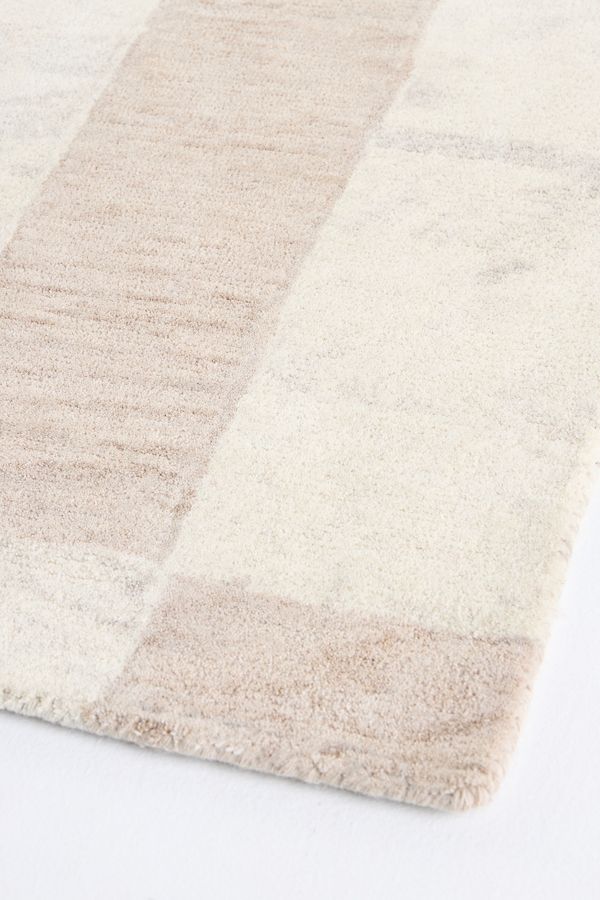 Slide View: 3: Hand-Tufted Striped Vivianna Rug