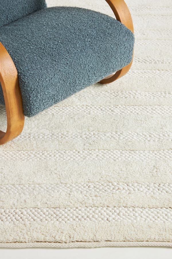 Slide View: 2: Tufted Lorna Indoor/Outdoor Rug