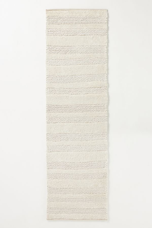 Slide View: 4: Tufted Lorna Indoor/Outdoor Rug