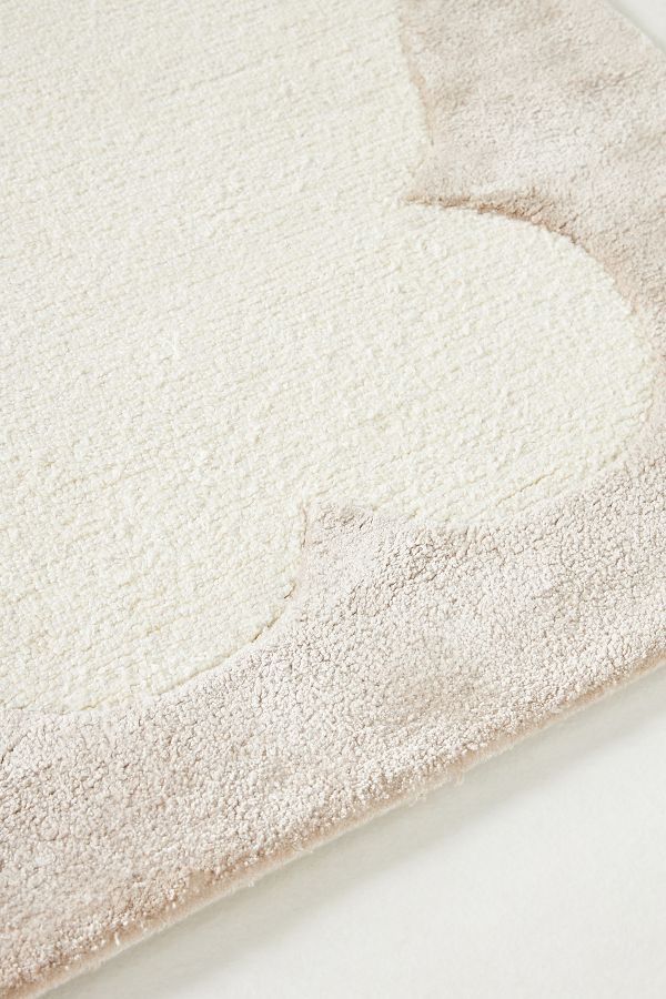 Slide View: 3: Hand-Tufted Vanya Rug