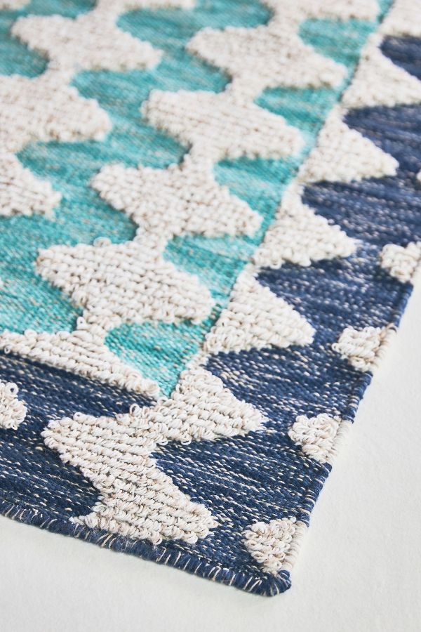 Slide View: 3: Handwoven Akna Indoor/Outdoor Rug