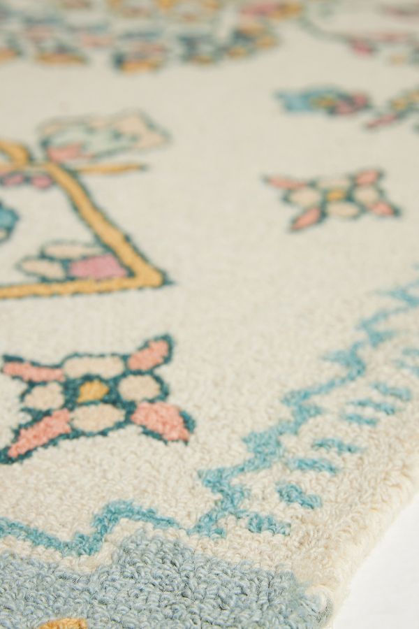 Slide View: 3: Hand-Tufted Carolina Rug