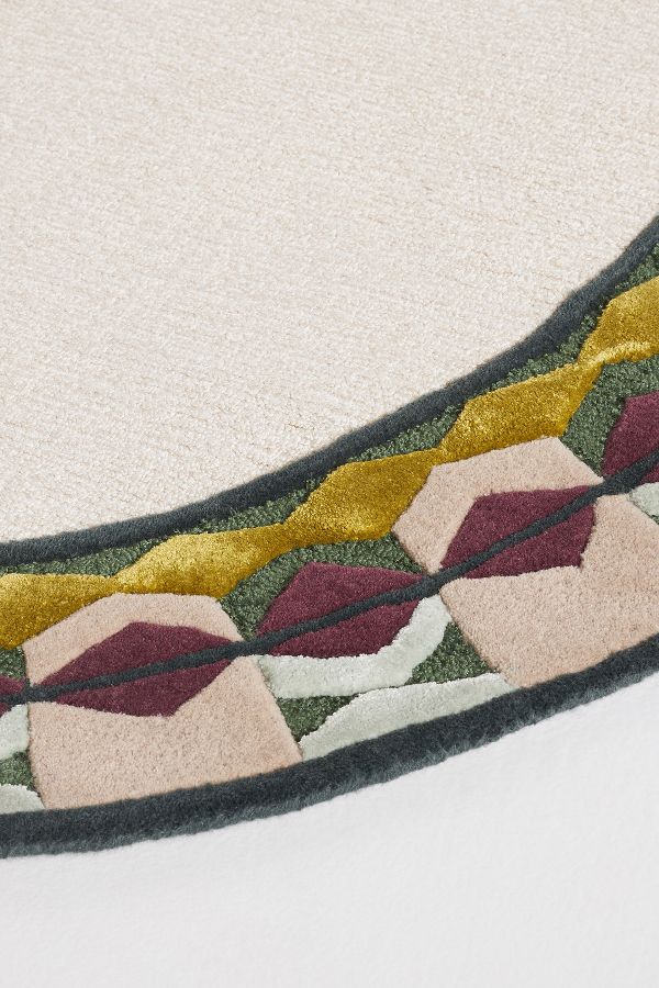 Slide View: 2: Loren Hand-Tufted Viscose Rug