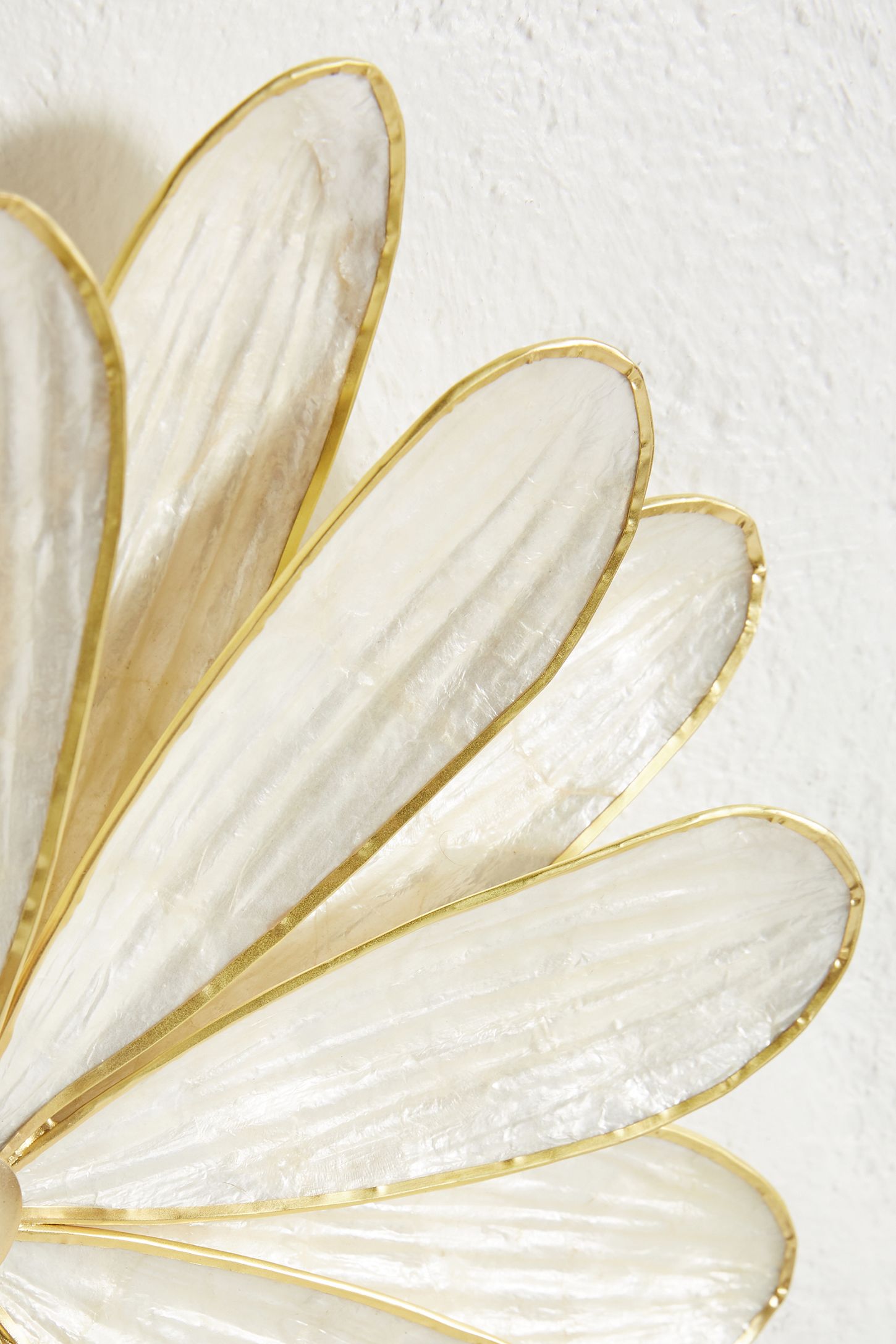 Capiz Wall Flower Anthropologie De