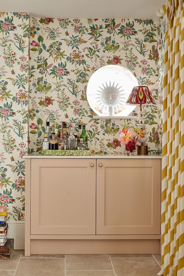 Slide View: 2: Papier peint fleuri Woodland Harlequin x Sophie Robinson