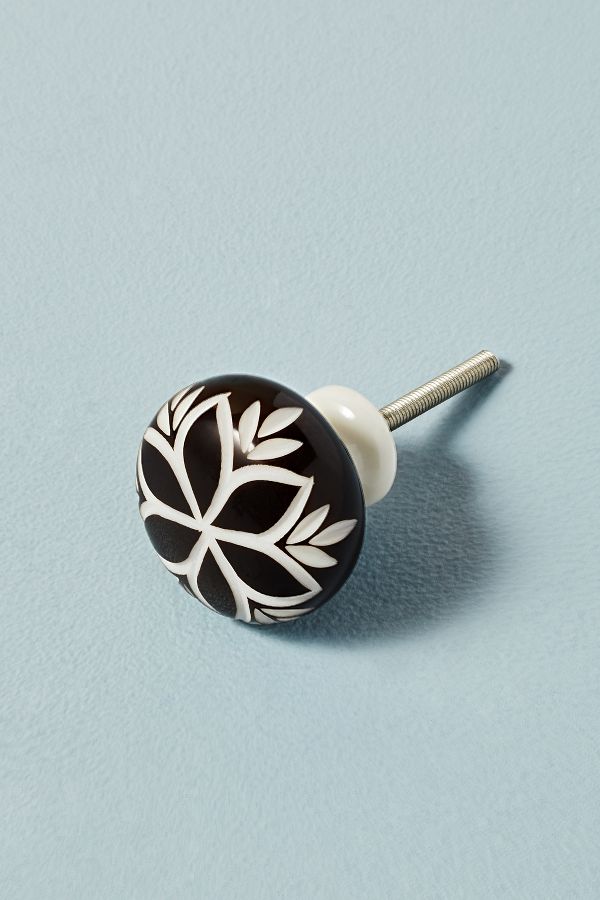 Slide View: 1: Resin Carved Floral Knob