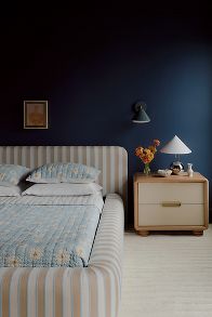 Slide View: 2: Winnie Woven Stripe Bed