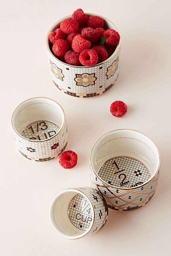 Slide View: 1: Bistro Tile Measuring Cups, Set of 4