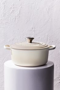 Slide View: 1: Le Creuset Cast Iron Round Casserole, 22cm